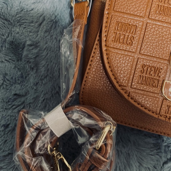 Steve Madden Bmelly Purse - Picture 4 of 12